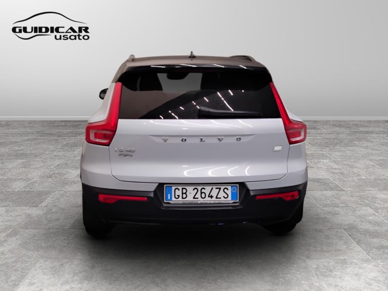 GuidiCar - VOLVO XC40 2020 XC40 1.5 T5 plug-in-hybrid R-design auto my21 Usato