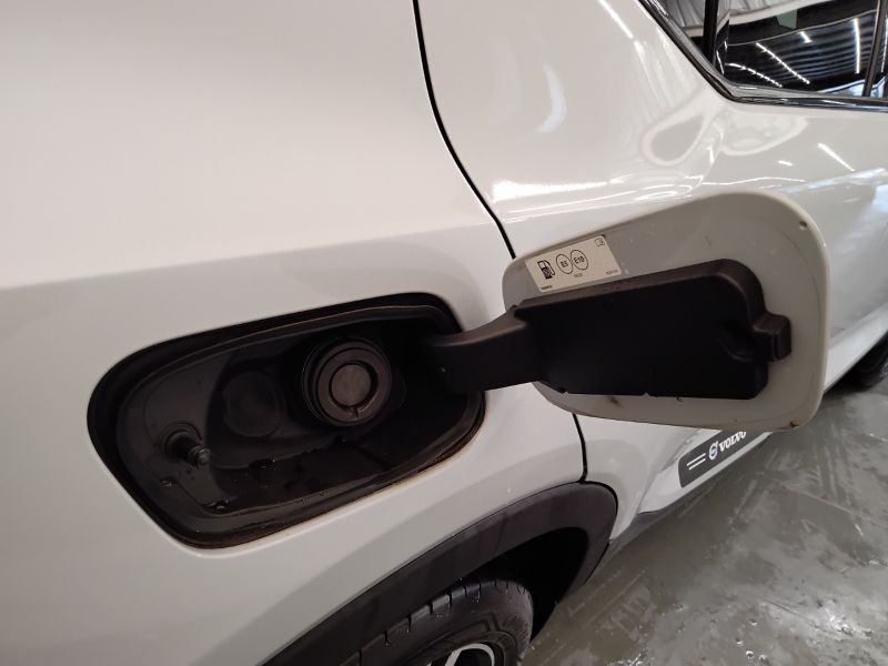 GuidiCar - VOLVO XC40 2020 XC40 1.5 T5 plug-in-hybrid R-design auto my21 Usato