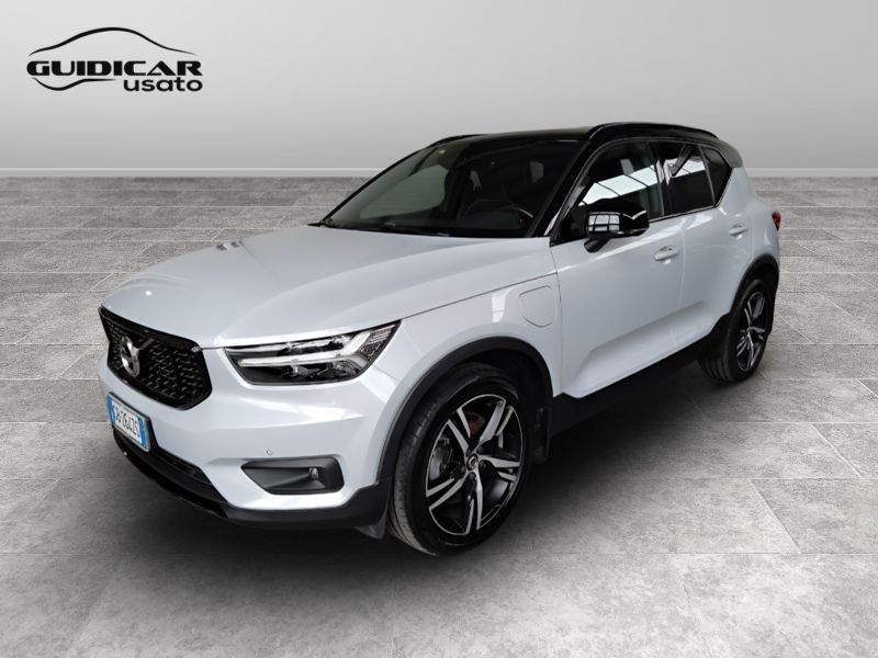 GuidiCar - VOLVO XC40 2020 XC40 1.5 T5 plug-in-hybrid R-design auto my21 Usato