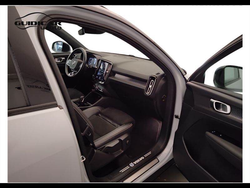 GuidiCar - VOLVO XC40 2020 XC40 1.5 T5 plug-in-hybrid R-design auto my21 Usato