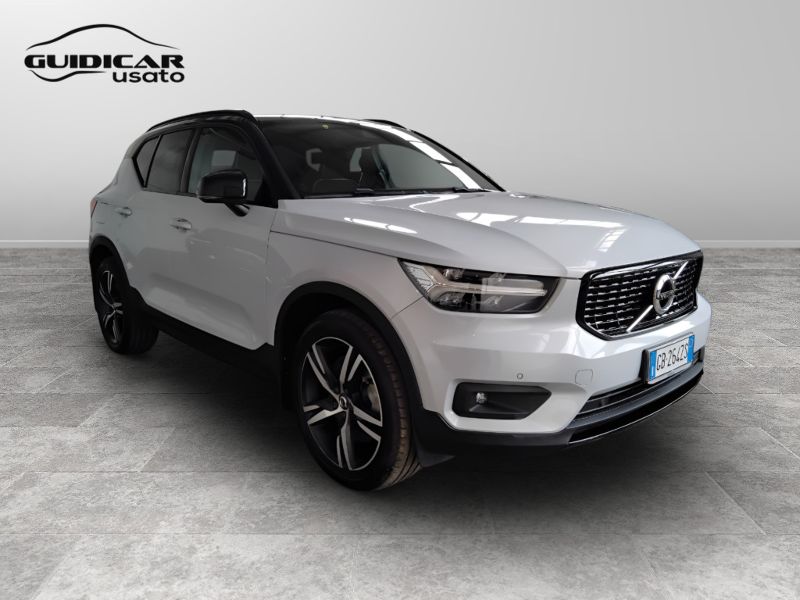 GuidiCar - VOLVO XC40 2020 XC40 1.5 T5 plug-in-hybrid R-design auto my21 Usato