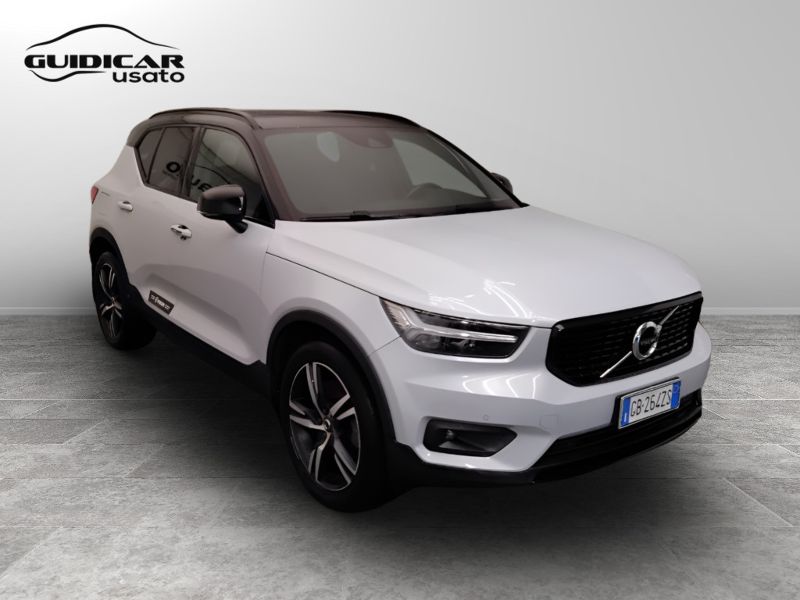 GuidiCar - VOLVO XC40 2020 XC40 1.5 T5 plug-in-hybrid R-design auto my21 Usato