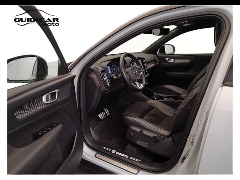 GuidiCar - VOLVO XC40 2020 XC40 1.5 T5 plug-in-hybrid R-design auto my21 Usato