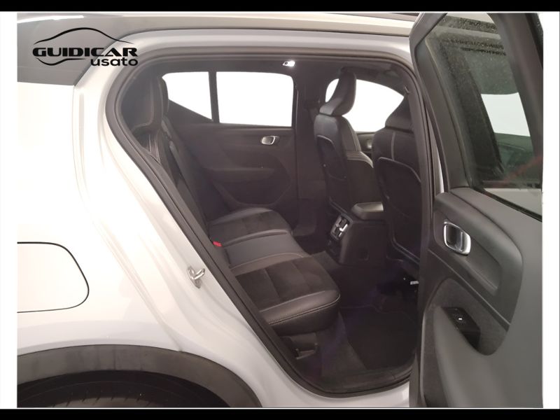 GuidiCar - VOLVO XC40 2020 XC40 1.5 T5 plug-in-hybrid R-design auto my21 Usato