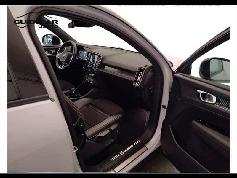 GuidiCar - VOLVO XC40 2020 XC40 1.5 T5 plug-in-hybrid R-design auto my21 Usato