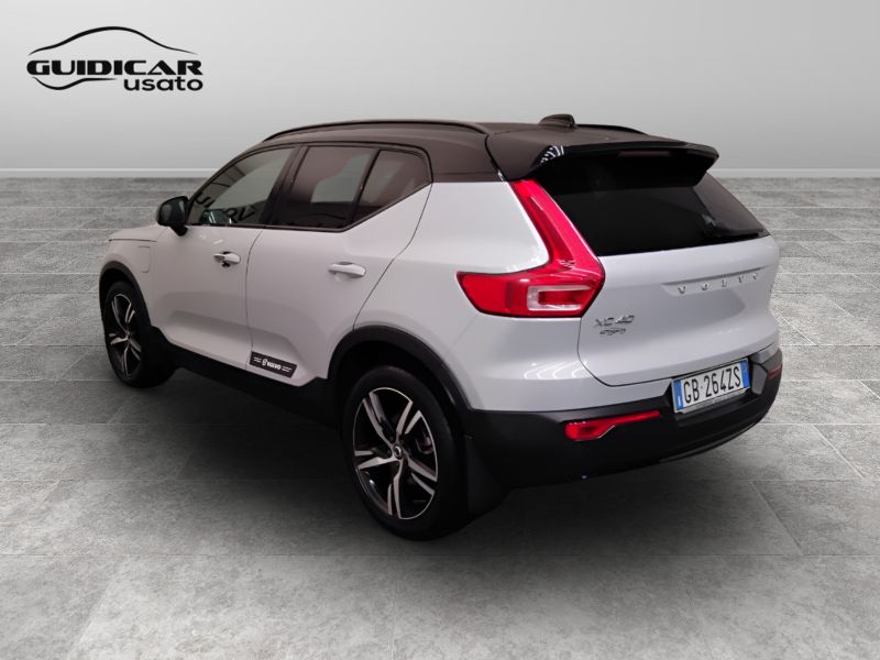 GuidiCar - VOLVO XC40 2020 XC40 1.5 T5 plug-in-hybrid R-design auto my21 Usato