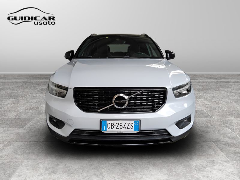 GuidiCar - VOLVO XC40 2020 XC40 1.5 T5 plug-in-hybrid R-design auto my21 Usato