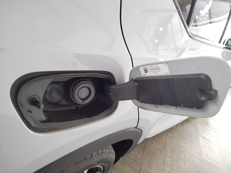 GuidiCar - VOLVO XC40 2020 XC40 1.5 T5 plug-in-hybrid R-design auto my21 Usato