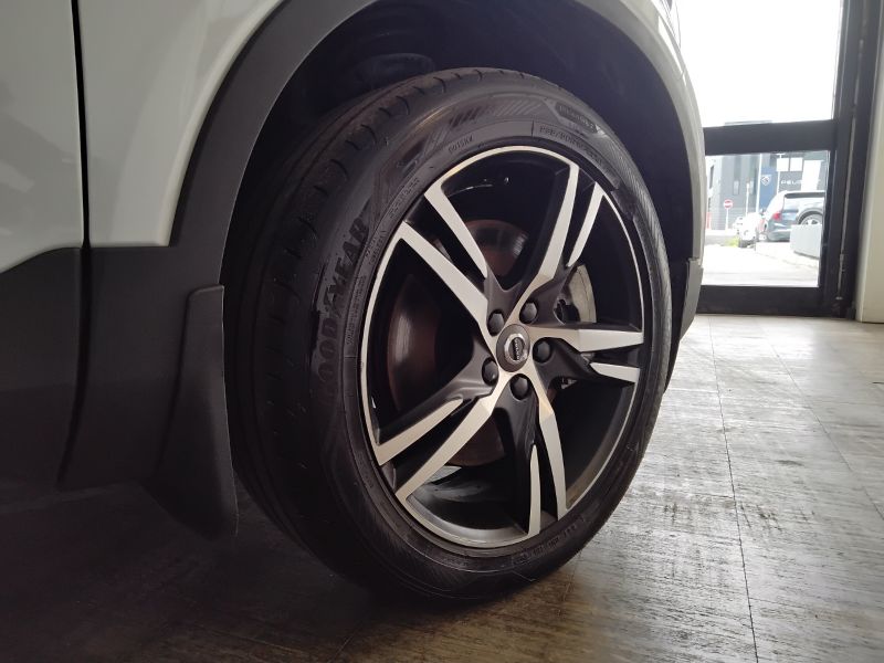 GuidiCar - VOLVO XC40 2020 XC40 1.5 T5 plug-in-hybrid R-design auto my21 Usato
