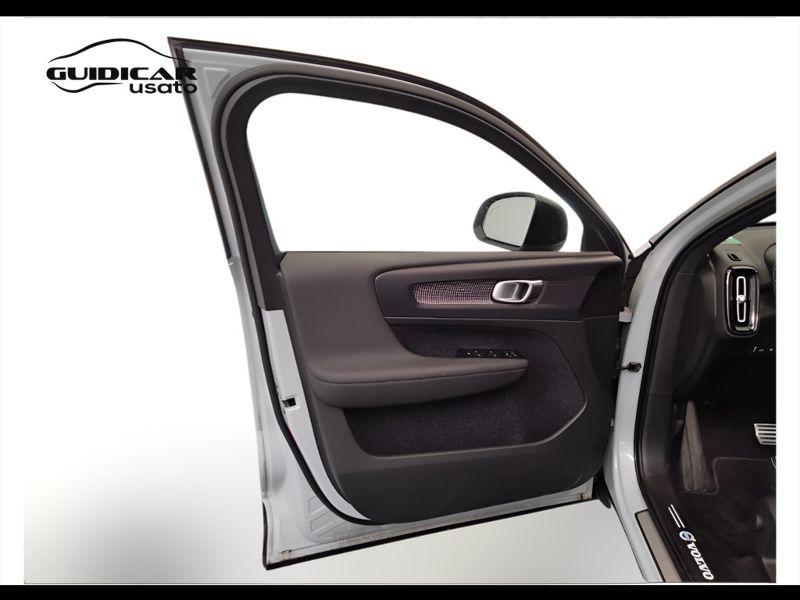 GuidiCar - VOLVO XC40 2020 XC40 1.5 T5 plug-in-hybrid R-design auto my21 Usato