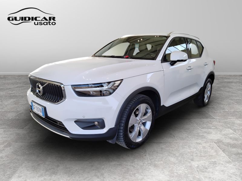 GuidiCar - VOLVO XC40 2020 XC40 2.0 d3 Momentum Pro auto my21 Usato