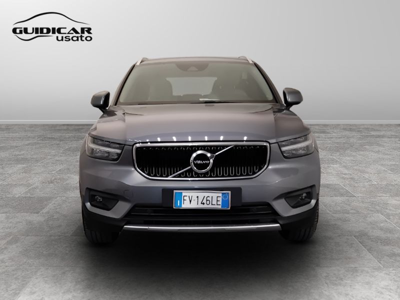 GuidiCar - VOLVO XC40 2019 XC40 2.0 D4 Momentum awd geartronic Usato