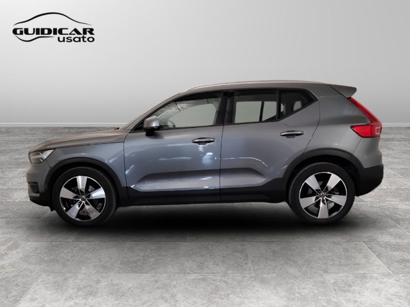 GuidiCar - VOLVO XC40 2019 XC40 2.0 D4 Momentum awd geartronic Usato