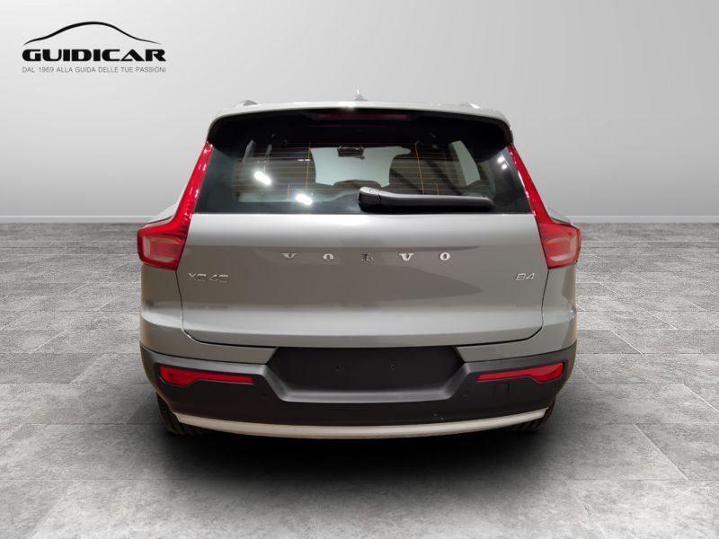GuidiCar - VOLVO XC40 1 XC40 Core B4 AUT Nuovo