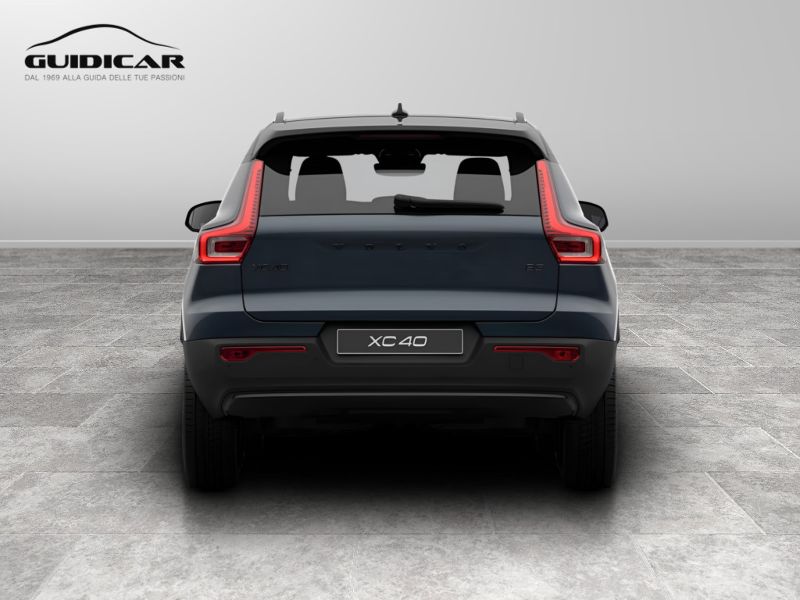 GuidiCar - VOLVO XC40 1 XC40 ULTIMATE DARK B3 AUT Nuovo