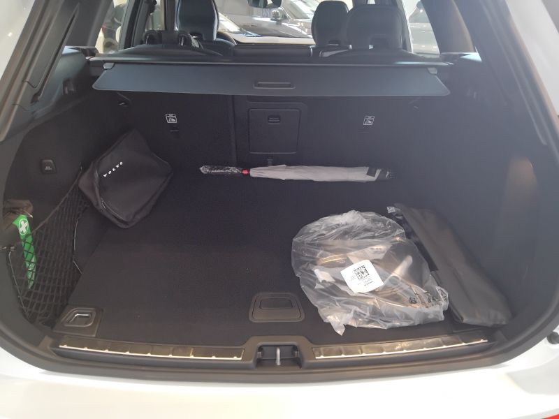 GuidiCar - VOLVO XC60 2024 XC60 2.0 t6 phev Ultra Dark awd auto Km0