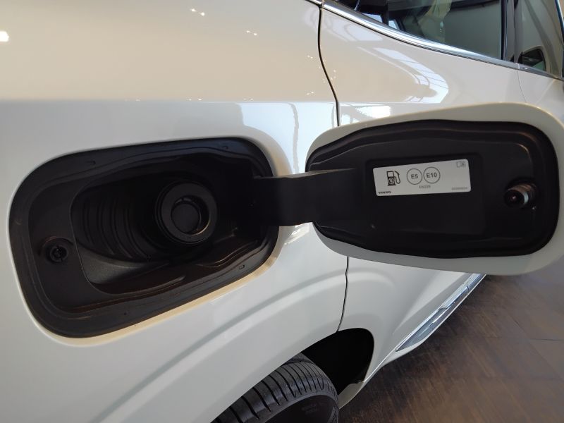 GuidiCar - VOLVO XC60 2024 XC60 2.0 t6 phev Ultra Dark awd auto Km0