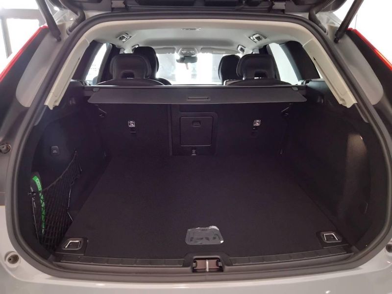 GuidiCar - VOLVO XC60 2024 XC60 2.0 b4 Core auto Aziendale