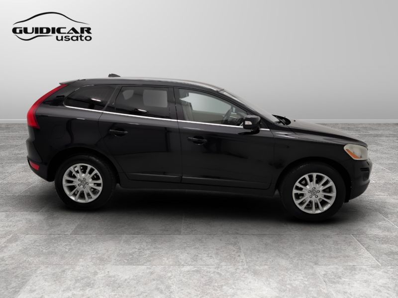 GuidiCar - VOLVO XC60 2009 XC60 2.4 D5 Momentum awd 205cv auto Usato