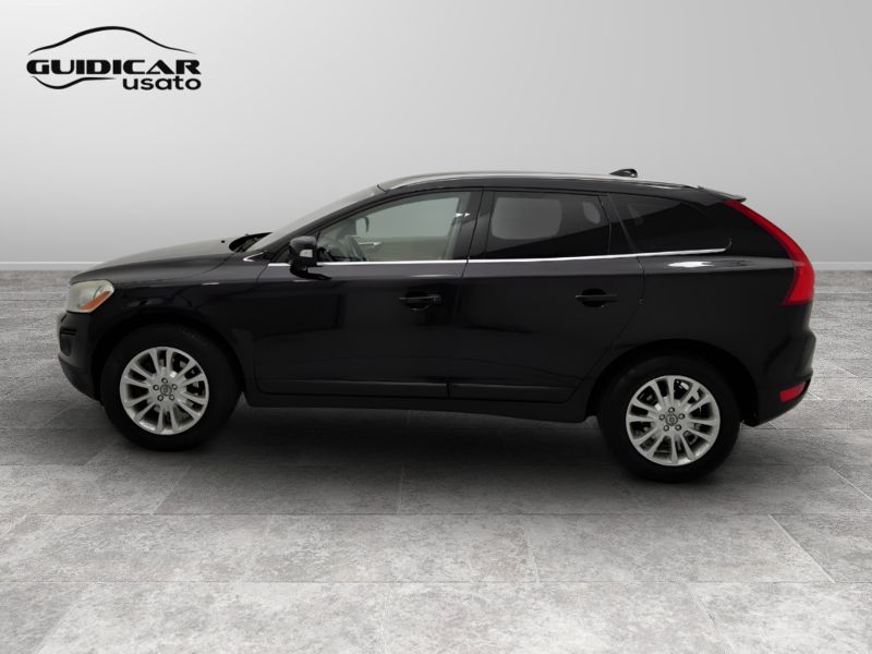 GuidiCar - VOLVO XC60 2009 XC60 2.4 D5 Momentum awd 205cv auto Usato