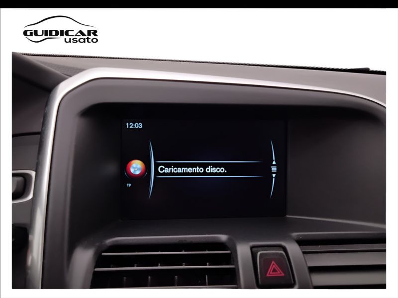GuidiCar - VOLVO XC60 2014 XC60 2.4 D4 Momentum awd 181cv geartronic Usato