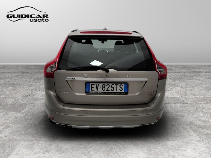 GuidiCar - VOLVO XC60 2014 XC60 2.4 D4 Momentum awd 181cv geartronic Usato