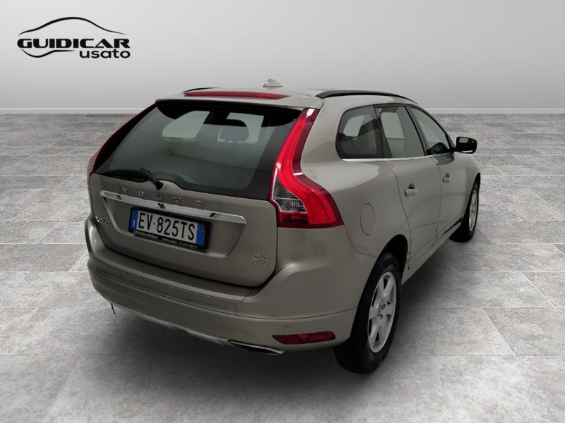 GuidiCar - VOLVO XC60 2014 XC60 2.4 D4 Momentum awd 181cv geartronic Usato