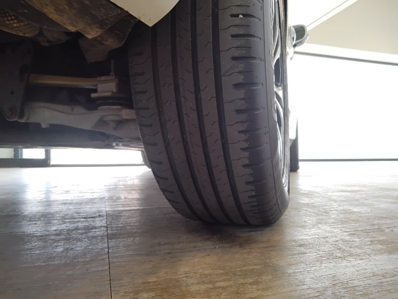 GuidiCar - VOLVO XC60 2021 XC60 2.0 B4 Momentum auto Usato