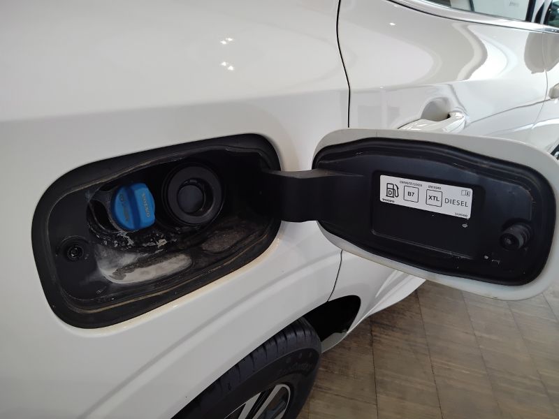 GuidiCar - VOLVO XC60 2021 XC60 2.0 B4 Momentum auto Usato