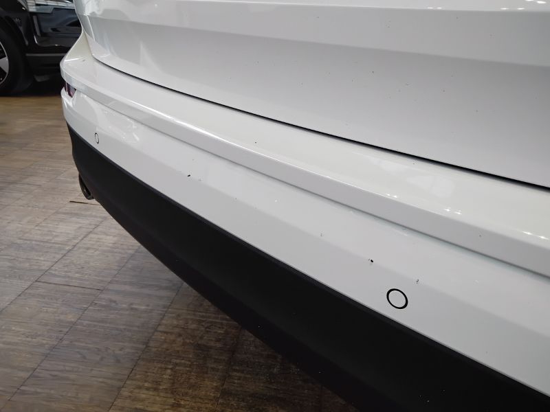 GuidiCar - VOLVO XC60 2021 XC60 2.0 B4 Momentum auto Usato