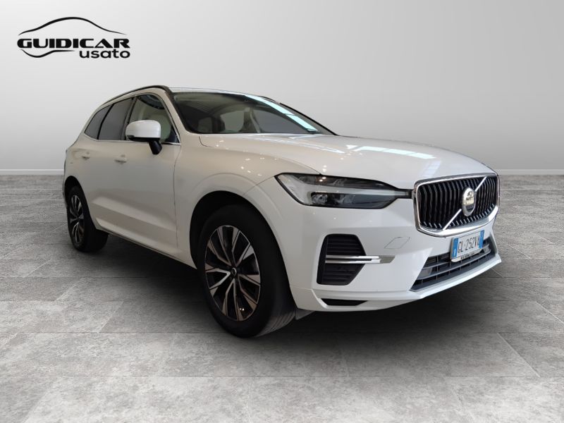GuidiCar - VOLVO XC60 2022 XC60 2.0 b4 Core awd auto Usato