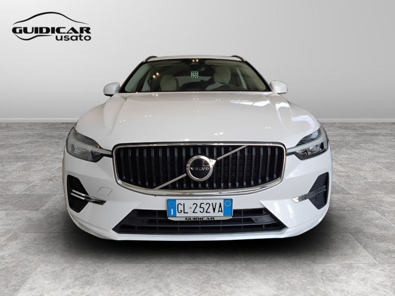 GuidiCar - VOLVO XC60 2022 XC60 2.0 b4 Core awd auto Usato