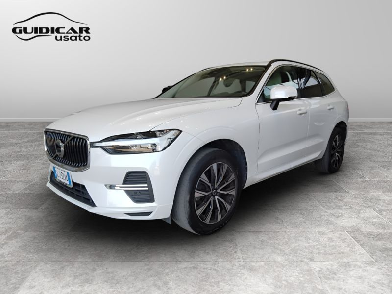 GuidiCar - VOLVO XC60 2022 XC60 2.0 b4 Core awd auto Usato