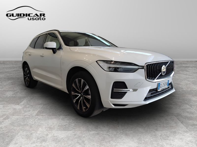 GuidiCar - VOLVO XC60 2022 XC60 2.0 b4 Core awd auto Usato