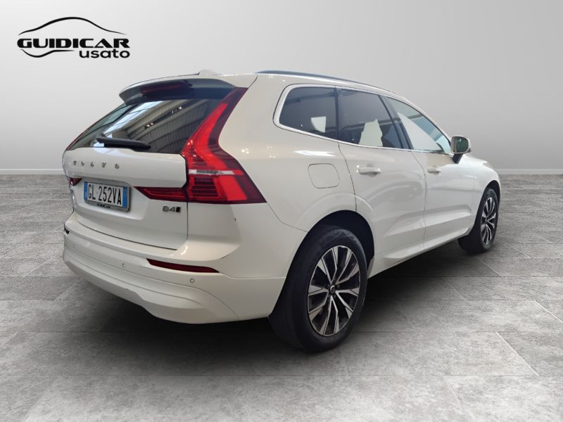 GuidiCar - VOLVO XC60 2022 XC60 2.0 b4 Core awd auto Usato