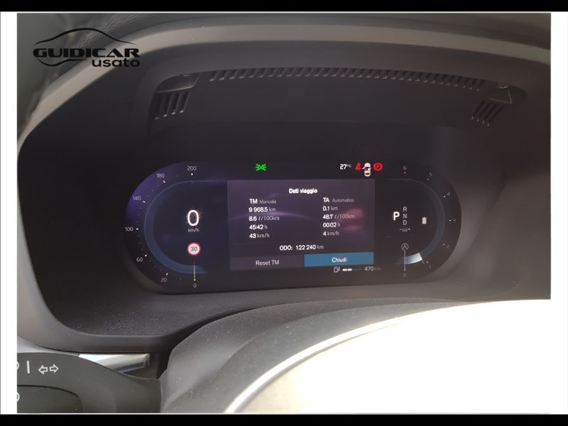 GuidiCar - VOLVO XC60 2022 XC60 2.0 B4 Momentum awd auto Usato