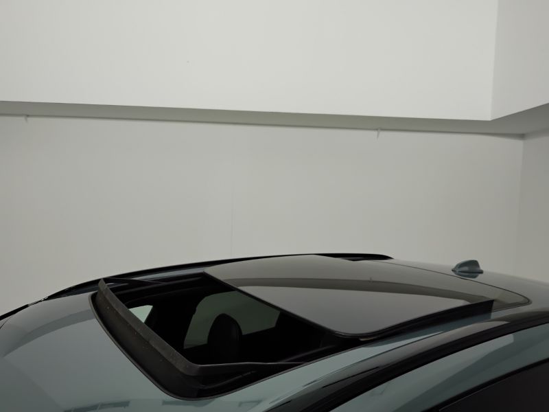 GuidiCar - VOLVO XC60 2022 XC60 2.0 B4 R-Design awd auto Usato