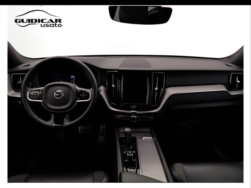 GuidiCar - VOLVO XC60 2022 XC60 2.0 B4 R-Design awd auto Usato
