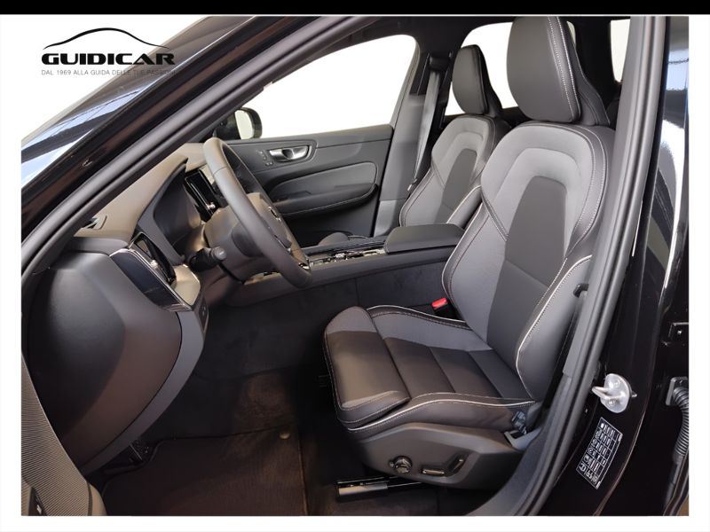 GuidiCar - VOLVO XC60 1 XC60 2.0 t6 phev Plus Black Edition awd auto Nuovo