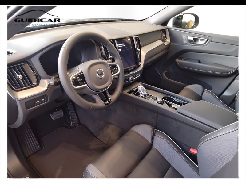 GuidiCar - VOLVO XC60 1 XC60 2.0 t6 phev Plus Black Edition awd auto Nuovo