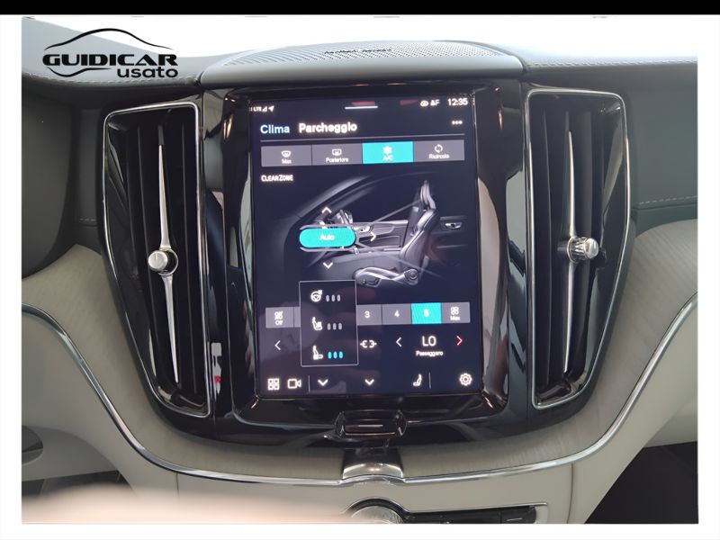 GuidiCar - VOLVO XC60 2024 XC60 2.0 t6 recharge phev obc 6,4kW Ultimate Dark awd auto Aziendale