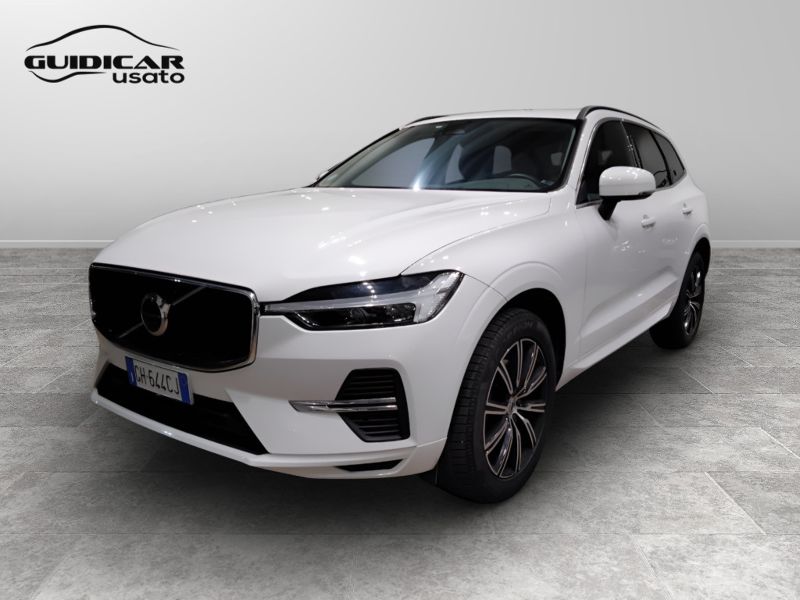 GuidiCar - VOLVO XC60 2021 XC60 N1 2.0 B4 d Momentum auto my22 Usato