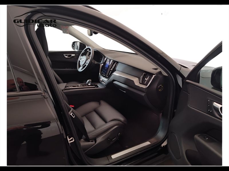 GuidiCar - VOLVO XC60 2024 XC60 N1 2.0 B4 d Plus Dark awd auto Usato
