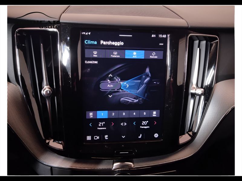 GuidiCar - VOLVO XC60 2024 XC60 N1 2.0 B4 d Plus Dark awd auto Usato