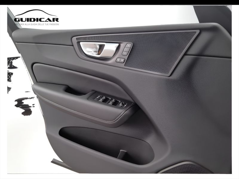 GuidiCar - VOLVO XC60 1 N.XC60 Recharge Plus Dark T6 AWD AUT Nuovo