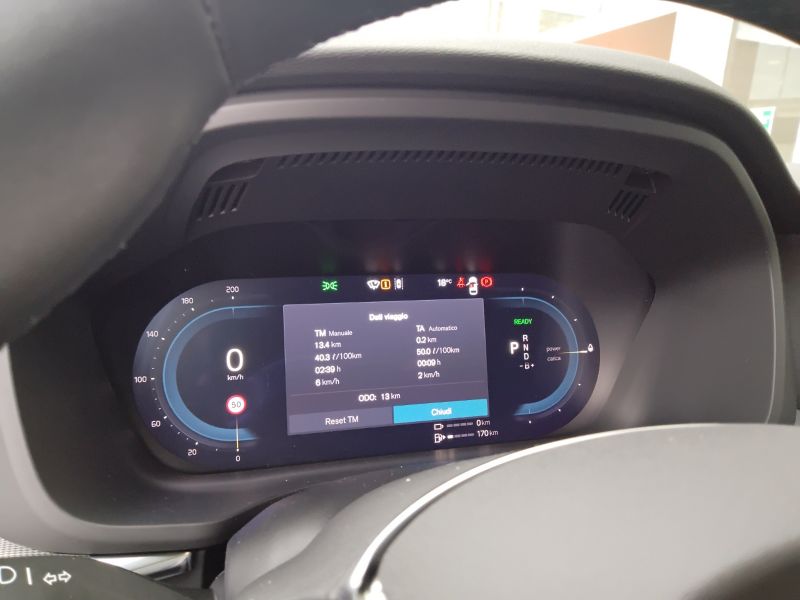GuidiCar - VOLVO XC60 1 N.XC60 Recharge Plus Dark T6 AWD AUT Nuovo