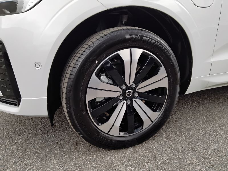 GuidiCar - VOLVO XC60 1 N.XC60 Recharge Plus Dark T6 AWD AUT Nuovo