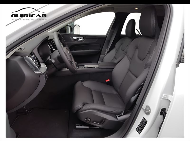 GuidiCar - VOLVO XC60 1 N.XC60 Recharge Plus Dark T6 AWD AUT Nuovo