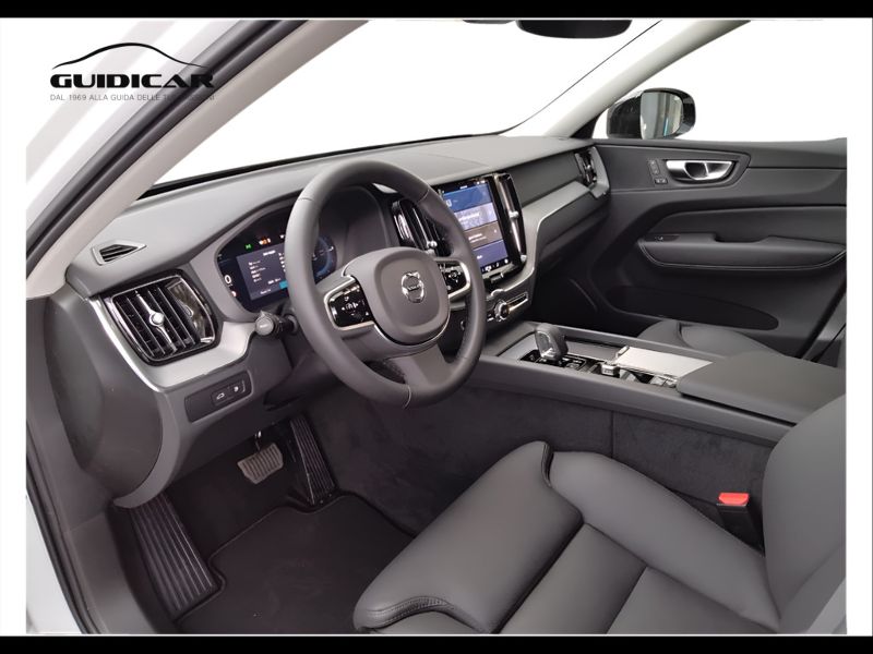 GuidiCar - VOLVO XC60 1 N.XC60 Recharge Plus Dark T6 AWD AUT Nuovo