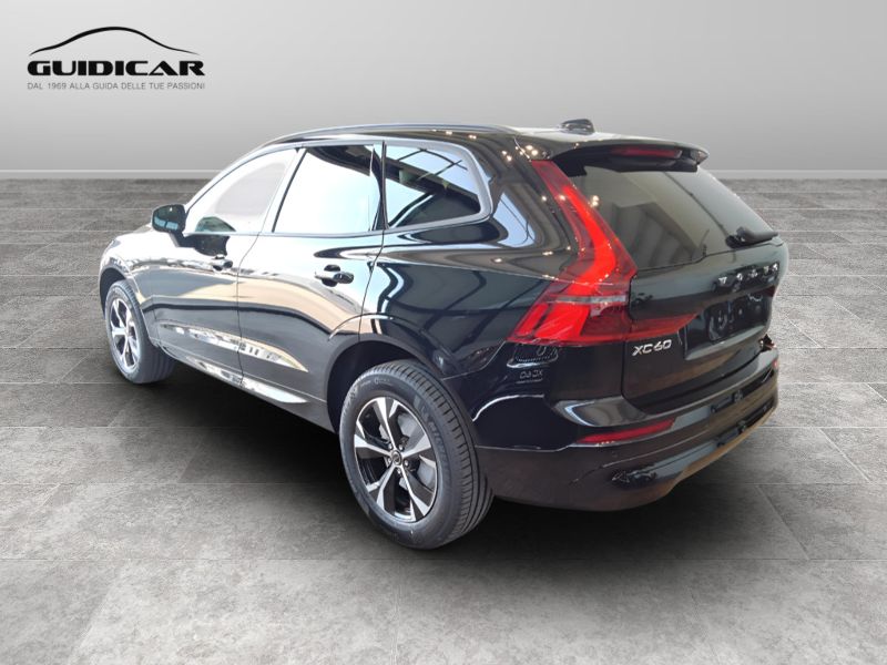 GuidiCar - VOLVO XC60 1 XC60 2.0 b5 mhev Core awd auto Nuovo